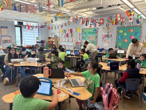 Kids learning robotics
